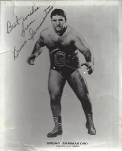 Bruno Sammartino Signed Photo - Wrestling’s Living Legend - Picture 1 of 2
