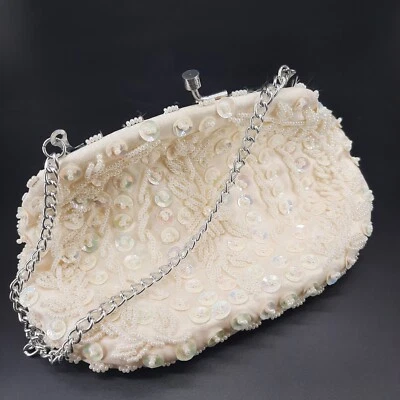 Cartera de noche blanca cosida a mano con cuentas lentejuelas con cadena BODA FORMAL Hong Kong  Foto 1 de 4