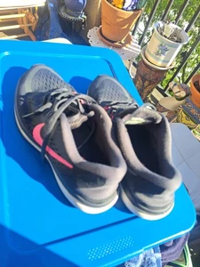Nike Sneaker Damen 7,5 Laufschuhe Fitsole - Bild 1 von 5