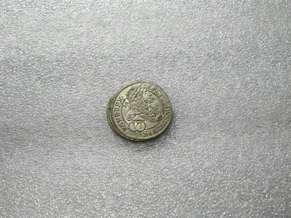 1687 AUSTRIA 6 KREUZER SILVER COIN LEOPOLD THE HOGMOUTH VIENNA  AU - Image 1 of 4