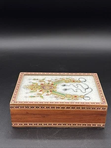Marble inlaid Jeweled, 6.25“ X 4.25“ 2“ Tall,￼handcrafted jewelry box India - Picture 1 of 17