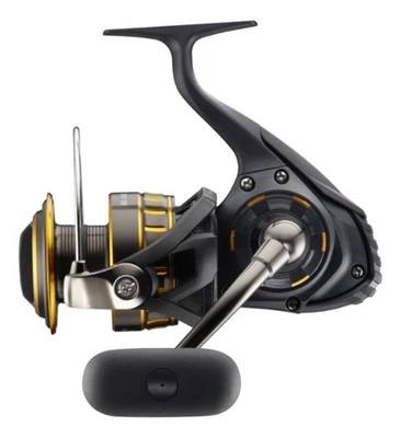 Carrete giratorio modelo DAIWA 4500 16 BG 2016 Foto 1 de 3