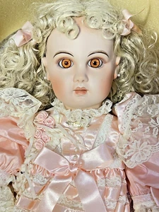 Porzellanpuppe "Claudette" Tete Jumeau inspiriert von Patricia Loveless, #497/2000 - Bild 1 von 12