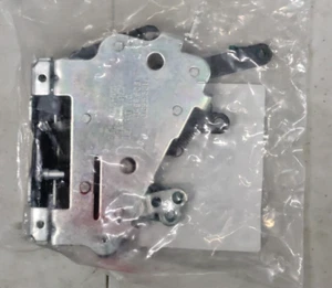 Peterbilt Latch Door Cab LH R56-6035-001 NEW - Picture 1 of 7