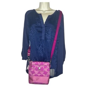 NWT Coach Signature Fuchsia Messenger Crossbody Canvas Bag patent leather trim - Picture 1 of 6