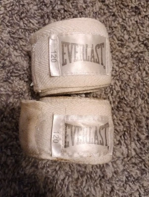 EVERLAST 120” BOXING HANDWRAP - White - Pair - Image 1 of 2
