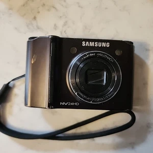 Samsung NV24 HD Black Compact Digital Camera 10.2 MP. BATTERY STUCK UNTESTED - Picture 1 of 5