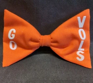 Vintage Tennessee Volunteer UT Bow Tie Clip On Football Fan - Picture 1 of 3