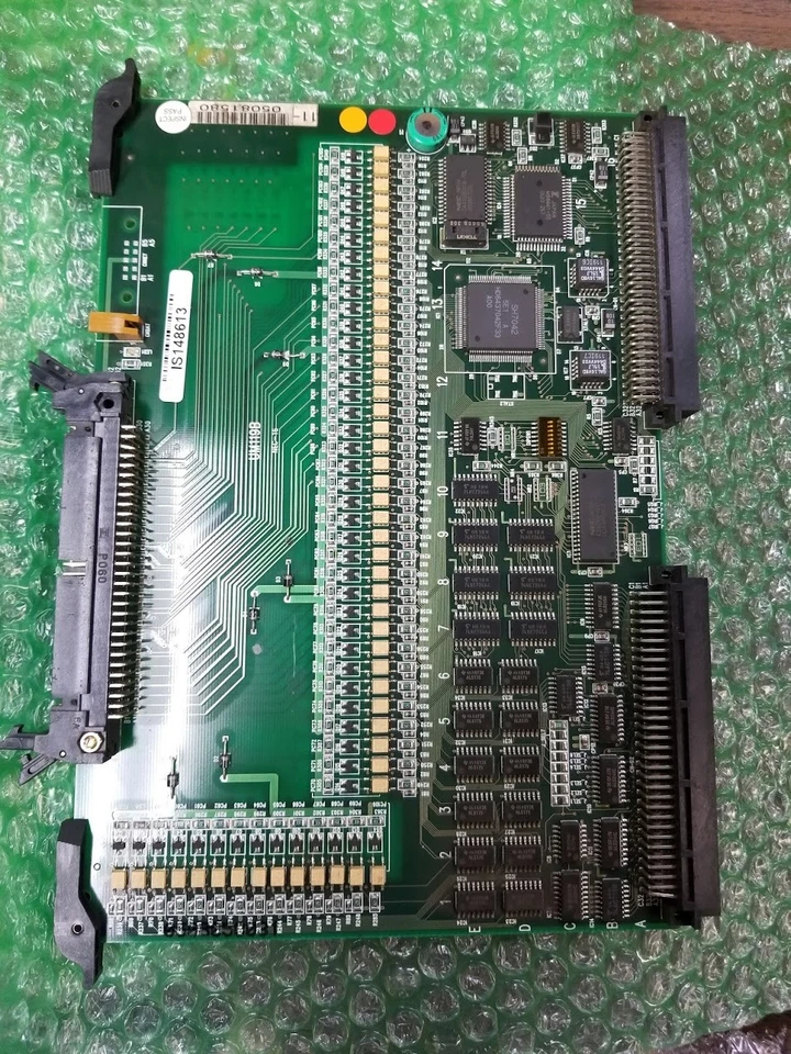 NACHI ROBOT UM119B  SERVO AMP CONTROL BOARD   W194 - Image 1 of 1