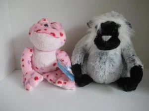 Webkinz Raccoon Hm226 Love Frog HM144 NEW with Sealed Code Set of 2 - Picture 1 of 23