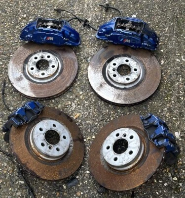 DISCOS DE FRENO Y PINZAS BMW SERIE F40 F44 M135i M235i BREMBO 6879853 6879854 Foto 1 de 4