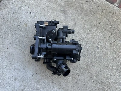 Termostato módulo de gerenciamento de calor BMW X2 X1 228i, MINI COOPER 11538631943 - Imagem 1 de 4