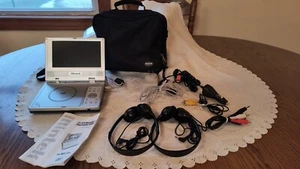 MINTEK Portable DVD Player MDP-1770 7" Screen Tested Working Cables & Case Incl - Picture 1 of 18
