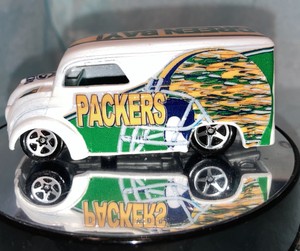 nfl hot wheels