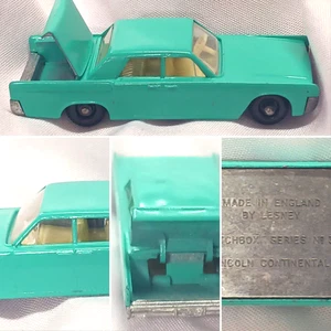 VINTAGE MATCHBOX LESNEY NO 31 LINCOLN CONTINENTAL SEA GREEN COLOR?  SEE PICS - Picture 1 of 11