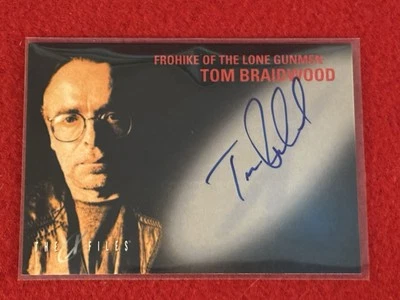 X Files Movie Fight The Future Tom Braidwood (Lone Gunmen) Autographed Card - Image 1 of 4
