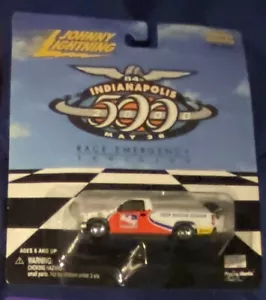 Johnny Lightning Indy 500 2000 Race Emergency Vehicle Truck Limited Edition - Picture 1 of 1