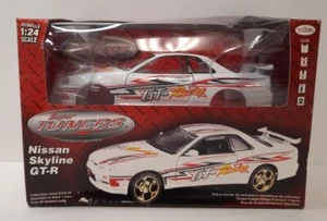 Testors Super Tuners Maßstab 1:24 Nissan Skyline GT-R Modellbausatz - Bild 1 von 6