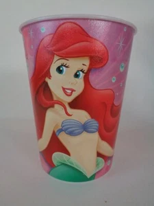 UNA X TAZA DE PLÁSTICO DISNEY LITTLE MERMAID ARIEL, LIBRE DE BPA 16 oz HECHA EN EE. UU. NUEVA - Imagen 1 de 3