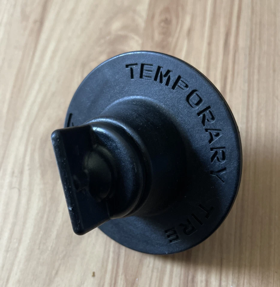 09-14 Acura TSX OEM Emergency Spare Tire Fastener Holder Bolt 2009-2014 — 第 1/3 张图片