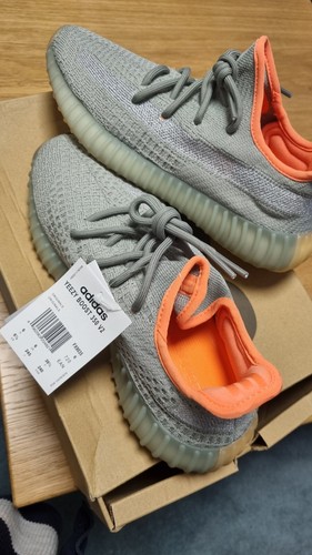 yeezy desert sage boost 350v2 UK taglia 6
