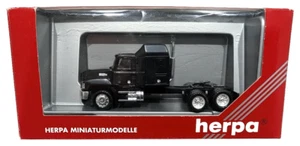 1:87 Scale Herpa 140614 MACK CH600 6 x 4 Tractor Unit - Black - MIB - Picture 1 of 1