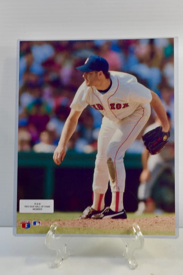 BOSTON RED SOX 8X10 COLOR PHOTO - ROGER CLEMENS PITCHER 1989 - Image 1 of 1