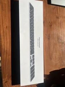 Apple Magic Keyboard A3119 Touch ID Numeric Keypad, Black, British UK Layout New - Picture 1 of 2
