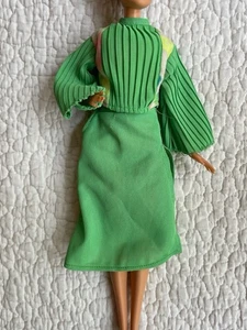 Barbie Puppe Vintage 60er oder 70er Jahre grün Top und Rock Top Zustand - Bild 1 von 2