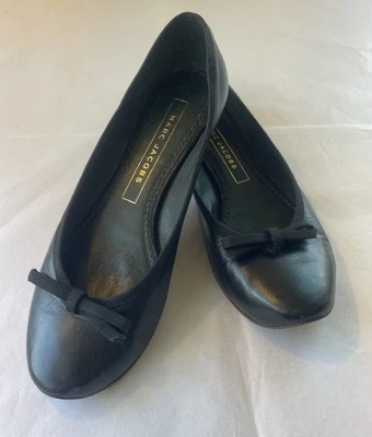 Arcos planos de tela de ballet de cuero negro para mujer MARC JACOBS ~ 6 1/2 hechos en Italia Foto 1 de 4