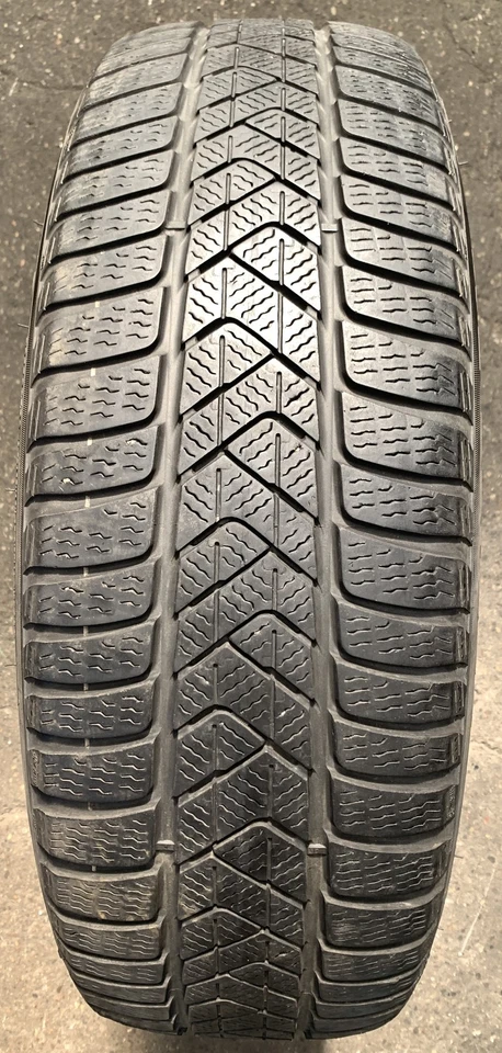 1 Winterreifen 225/60 R18 104H Pirelli Winter SottoZero 3 * RSC M+S E3556 - Bild 1 von 1