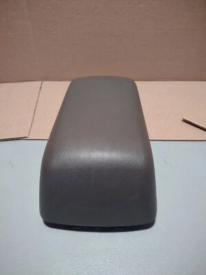 Subaru Outback 2003 reposabrazos Foto 1 de 2