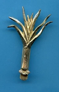 Eloxiertes Mützenabzeichen der Welsh Guards - Bild 1 von 2