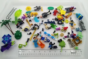 Lego mixed Lot of Minifigures Parts, Weapons & Accessories some non lego - Picture 1 of 4