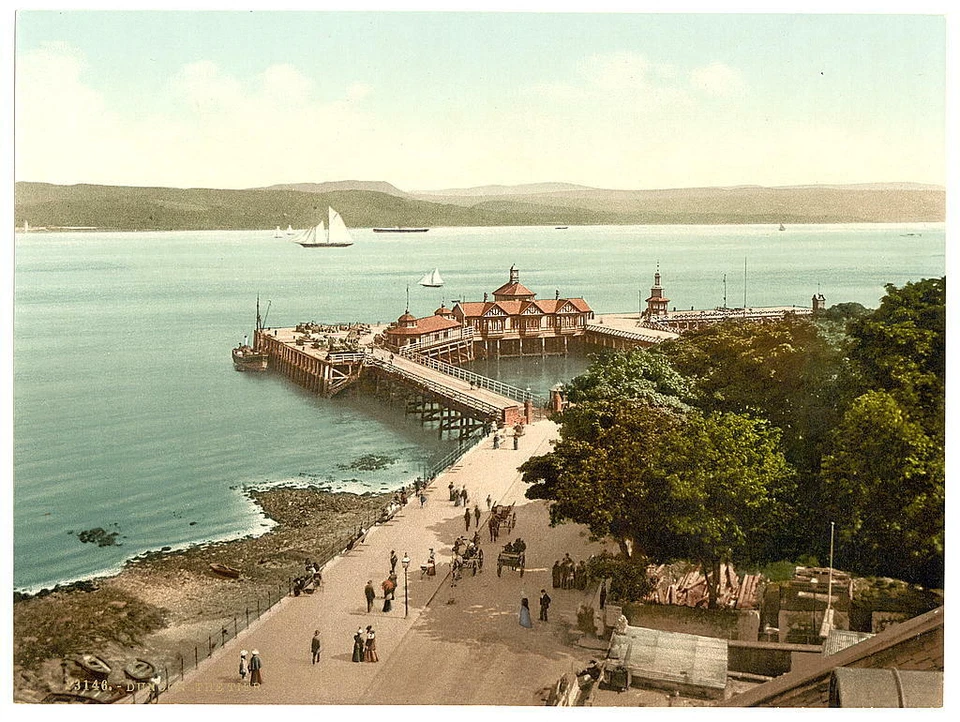 HISTORIX 8" x 10" Photo The pier, Dunoon, Scotland
