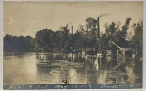 Beatrice NEBRASKA ~ Cartolina fotografica reale RPPC ~ acqua alta maggio 1908 ~ scena alluvione del lago - Foto 1 di 3