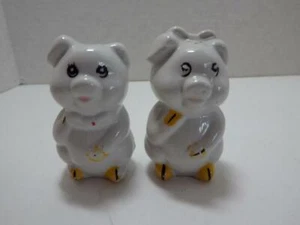 Pig Piggy White Yellow Never Used Salt Pepper Shakers - Picture 1 of 3