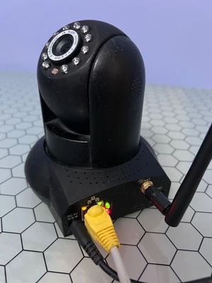 Foscam Camera - Model FI8910W HD - Wireless Pan/Tilt - IP Camera Black - Image 1 of 2