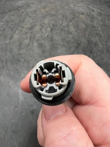 1990-1994 Lexus LS400 OEM Driver Side Bumper Mounted Orange Light Bulb Socket - Picture 1 of 7