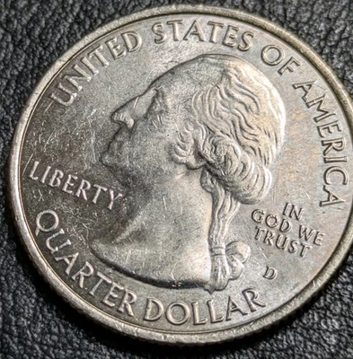 2013-D 25c Atb White Mountain Quarter Heavily Struck Through Grease Filled Error - Image 1 of 4