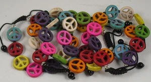 Menge 5 Mix Farbe Howlith Stein Peace Zeichen Perlen Armbänder/(z136-w2,5) - Bild 1 von 2