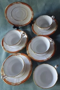 Spode Set of 5 Chancellor Cup & Saucer Y7921 Reddish Orange & White w/Gold Trim - Picture 1 of 15