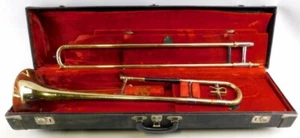 Reynolds Medalist Brass Trombone, USA, with case and mouthpiece, Good Condition - Picture 1 of 6