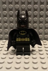 Lego Bat-Man Mini Figure / Dark Knight / Smiling Face / Gothlem / Mask - Picture 1 of 4
