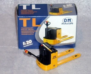 OM TL ( = Linde brand ) forklift truck fork lift VERY RARE Mint in Box - Picture 1 of 1