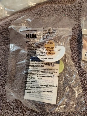 Gerber The Original Nuk Orthodontic Pacifier Silicone  2006 - Image 1 of 2