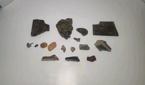 Konvolut Fossilienplatten, polierte & grobe / unfertige Steine - 16 Stück - Bild 1 von 16