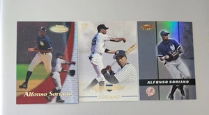 Alfonso Soriano 3 Card Lot 1999 Topps Gallery /2000 Bow Best / 2000 Gold Label - Picture 1 of 3