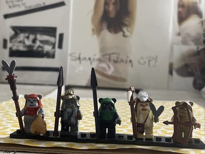 CHIEF CHIRPA TEEBO TOKKAT LOGRAY EWOK LEGO MINIFIGURA regreso del Jedi endor lote Foto 1 de 4