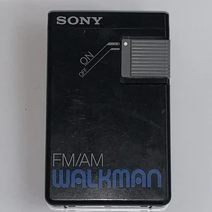 Sony Vintage SRF-21W Walkman tragbarer FM/AM Radio Stereo Receiver mit Clip getestet - Bild 1 von 12